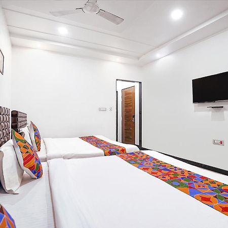 Fabhotel Villa De Benares ภายนอก รูปภาพ