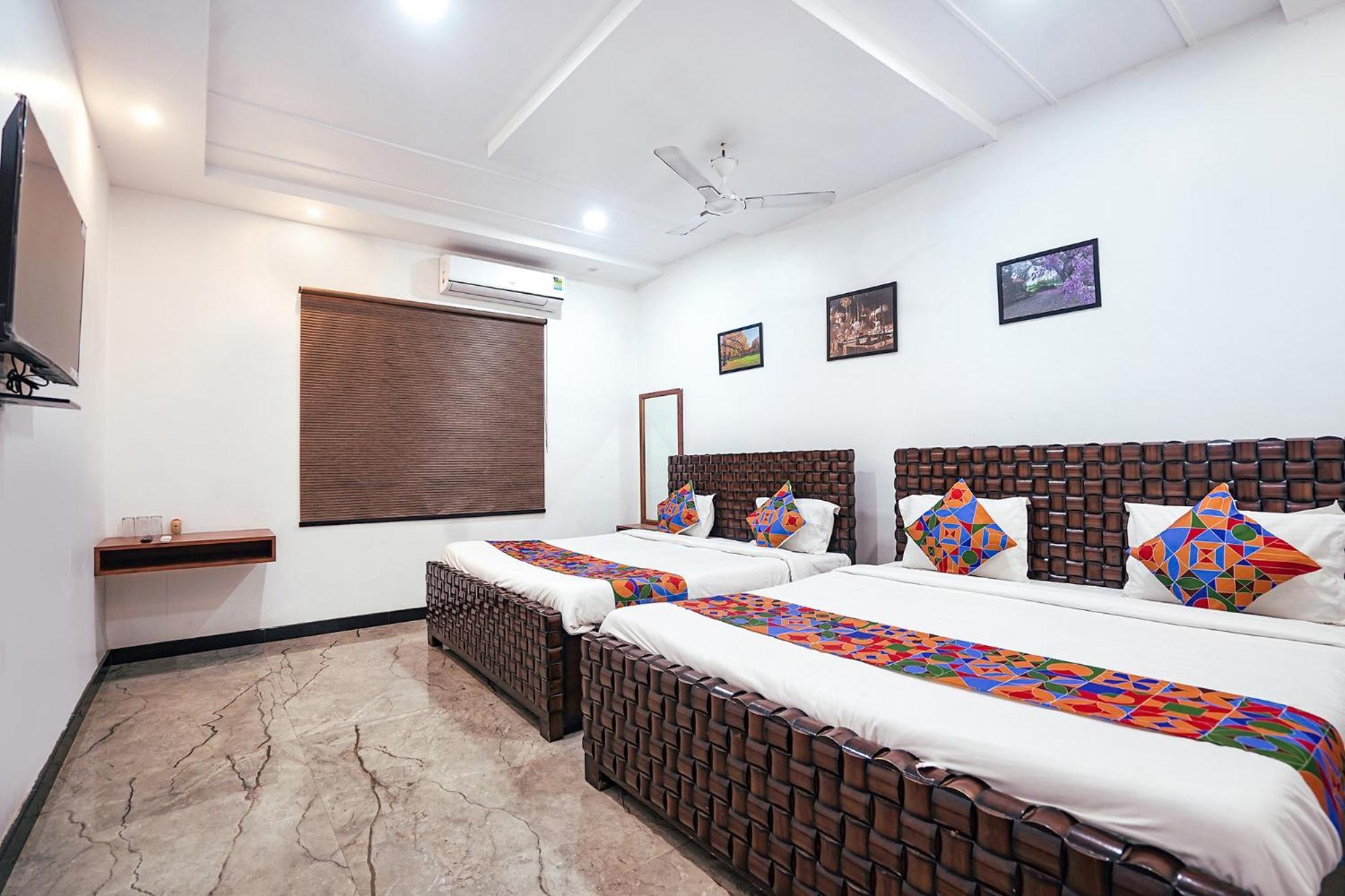 Fabhotel Villa De Benares ภายนอก รูปภาพ