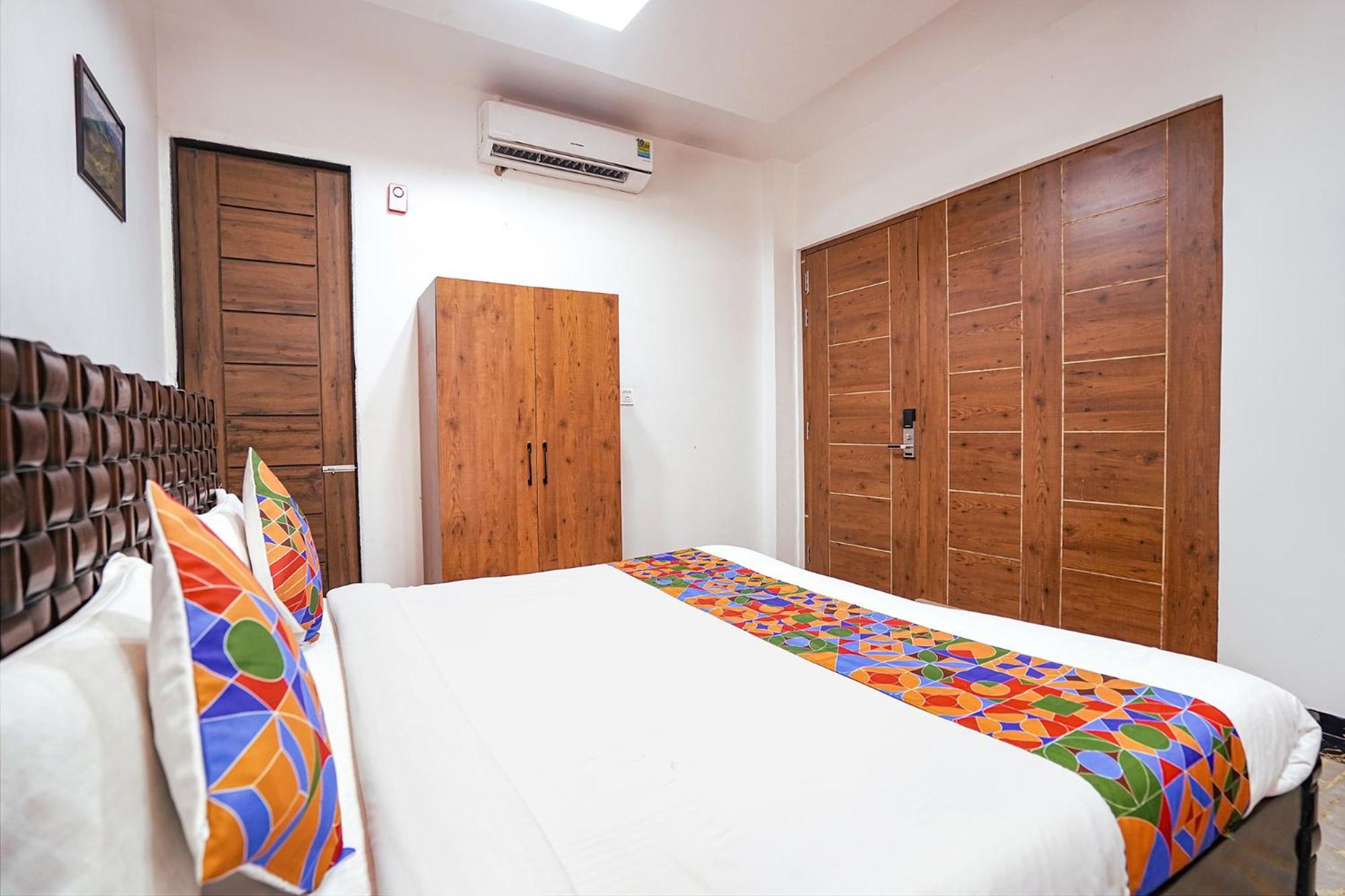 Fabhotel Villa De Benares ภายนอก รูปภาพ